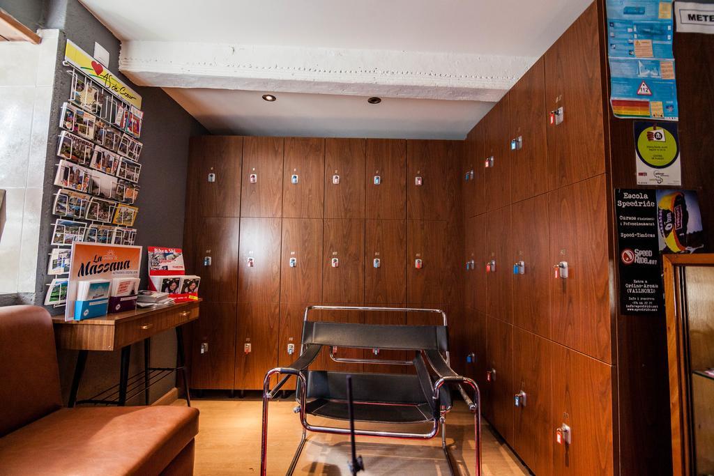 Borda Jovell Hostel Sispony Exterior photo