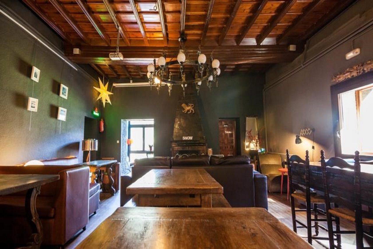 Borda Jovell Hostel Sispony Exterior photo